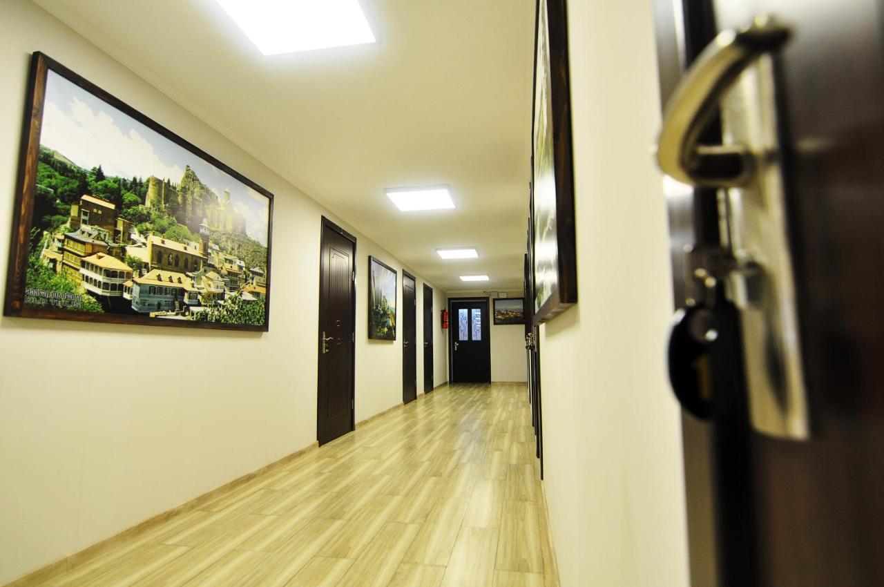 Light Hotel 第比利斯 外观 照片